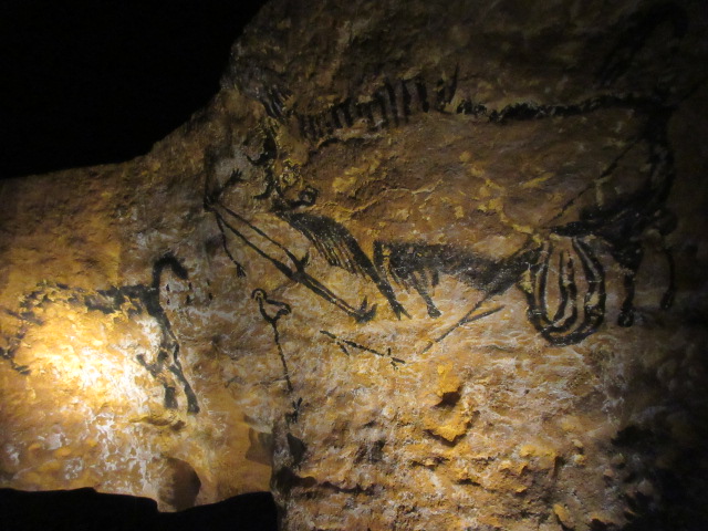 井戸の場面の壁画