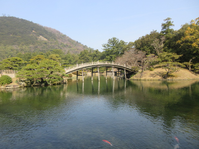 偃月橋