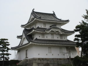 高松駅近くの観光地、日本三大水城の高松城跡(玉藻公園)に行きました