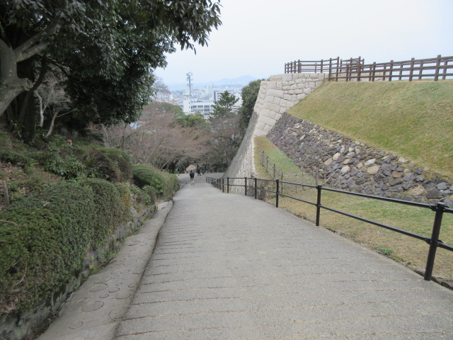 第2の坂から振り返った写真