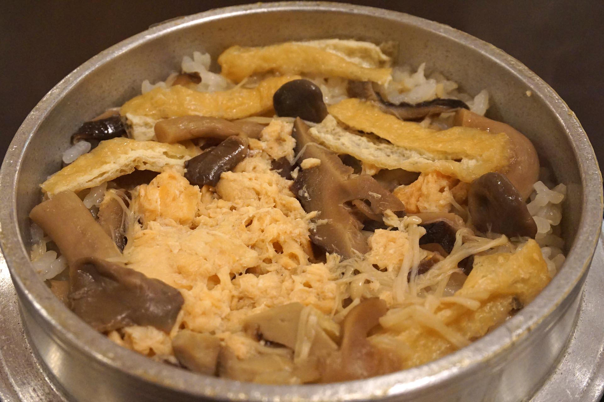 ユウベルホテル松政の釜飯