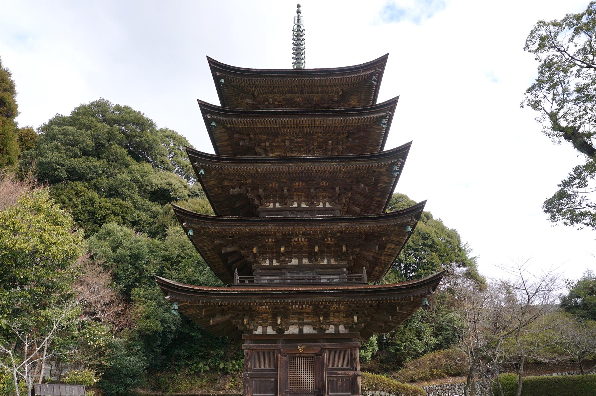 瑠璃光寺五重塔