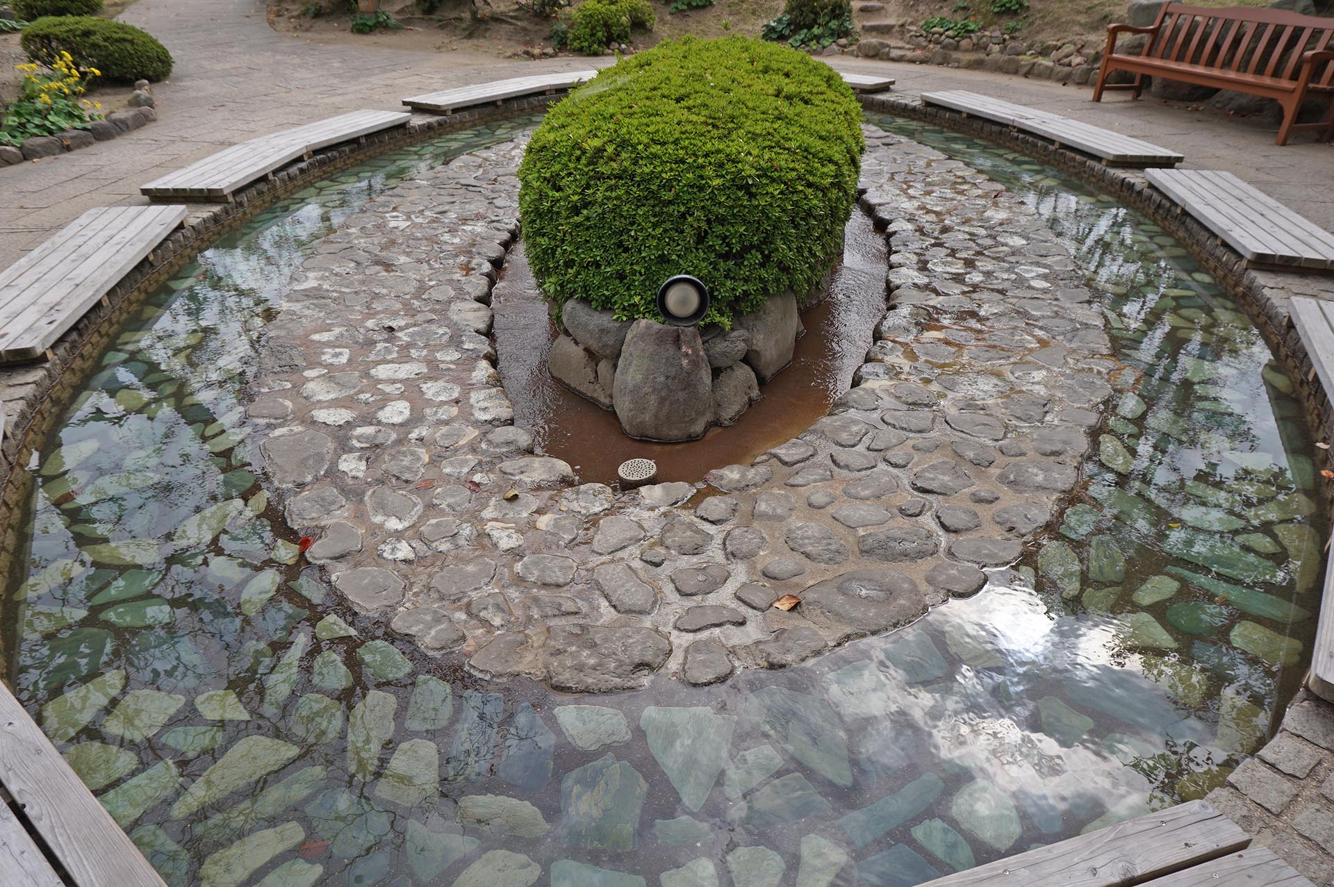 鬼石坊主地獄の足湯