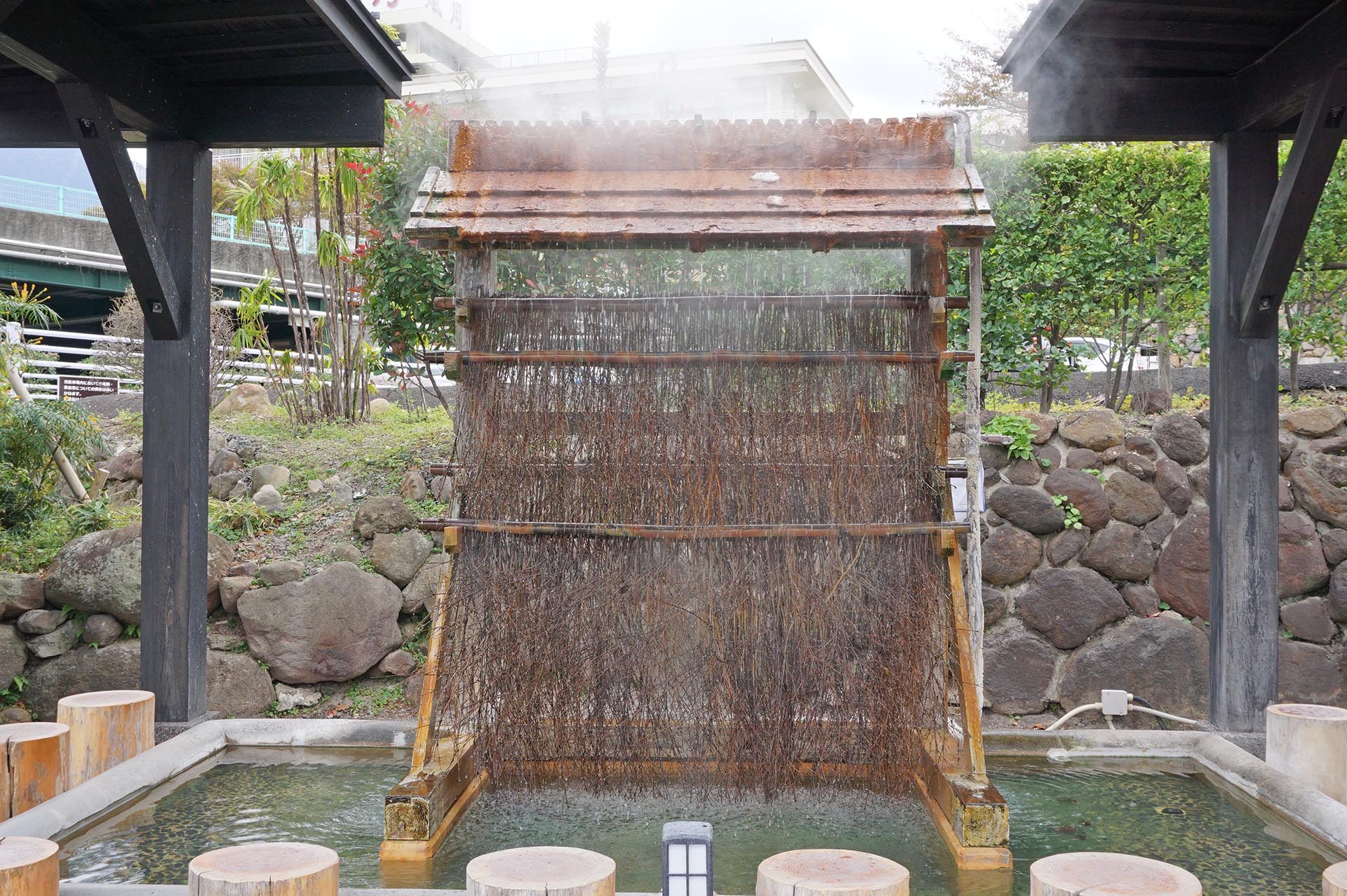 ひょうたん温泉の冷却装置