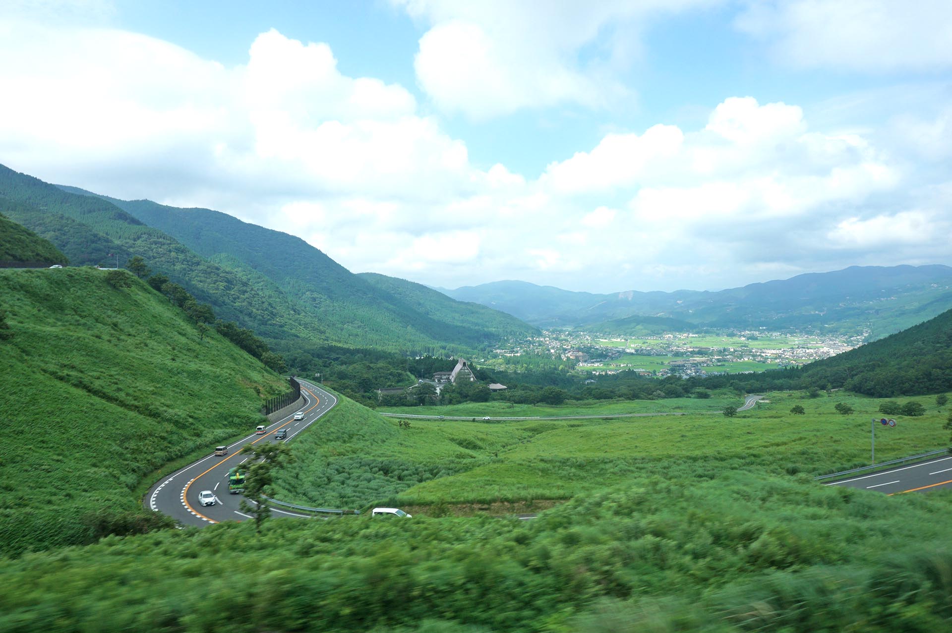 ゆふりんから見る由布岳